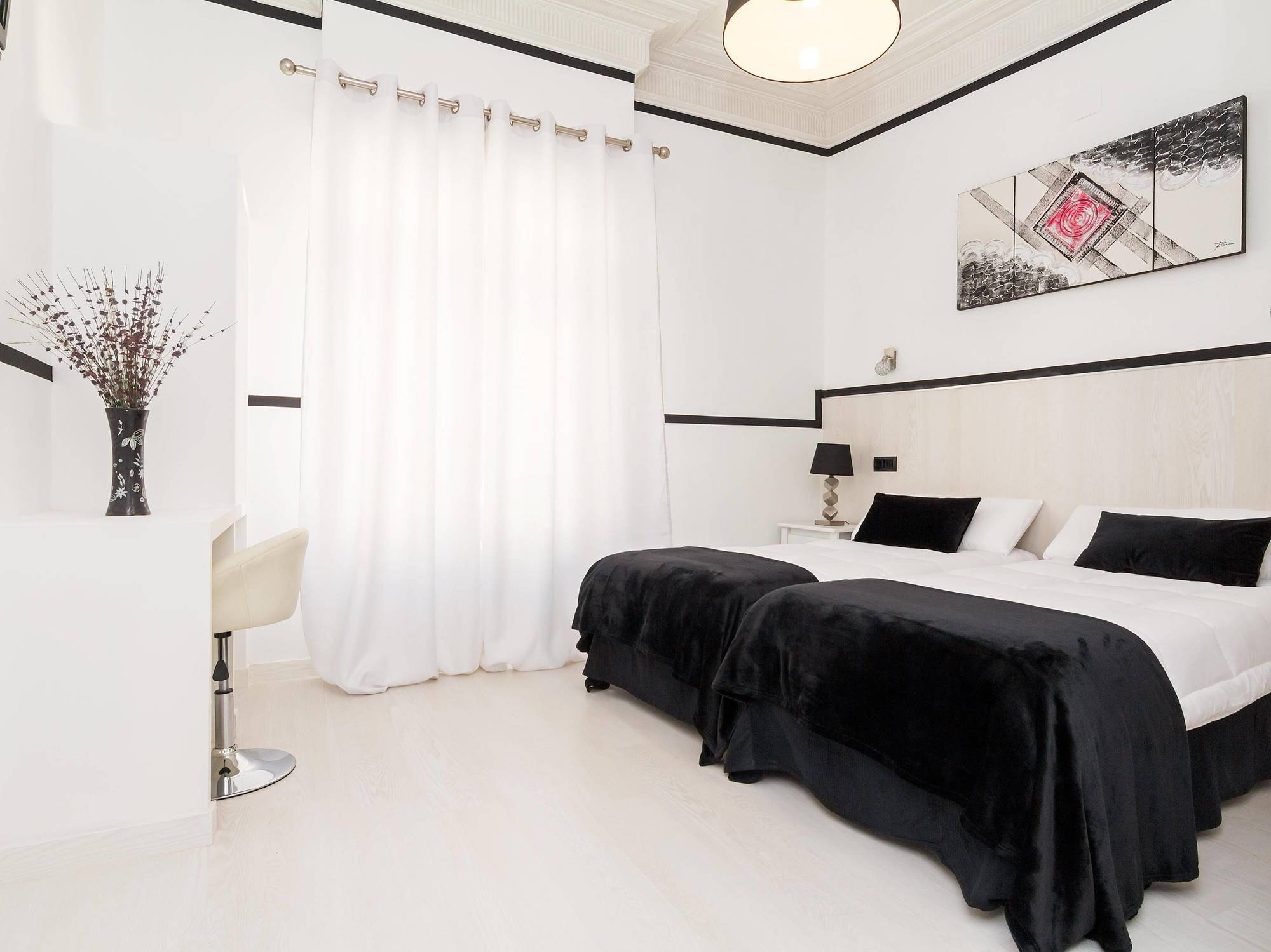Gran Via 63 Rooms Мадрид Екстер'єр фото